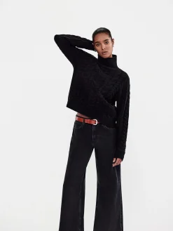 Women FRAME Cable Knit Turtleneck in