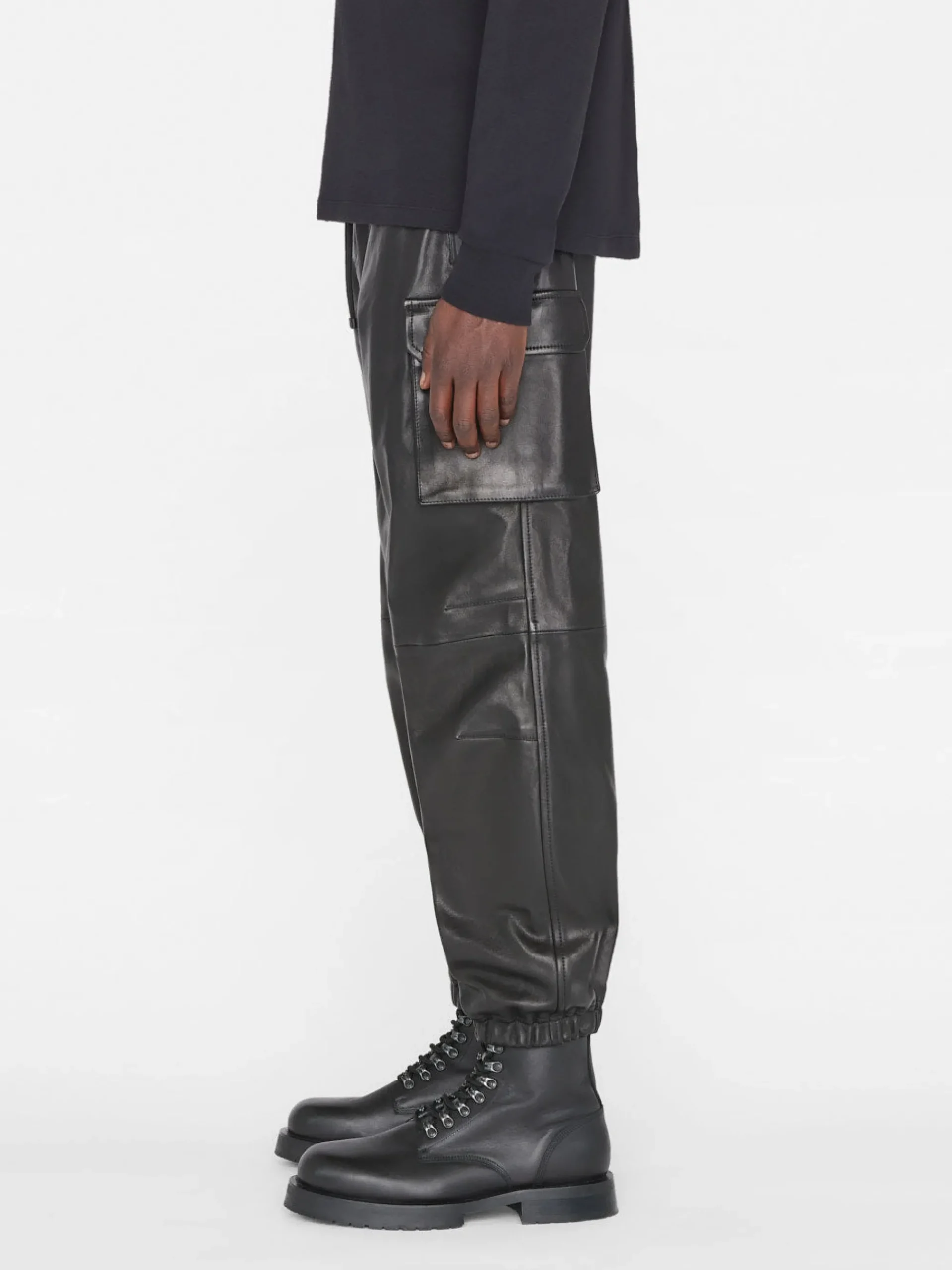 FRAME Cargo Leather Pant in