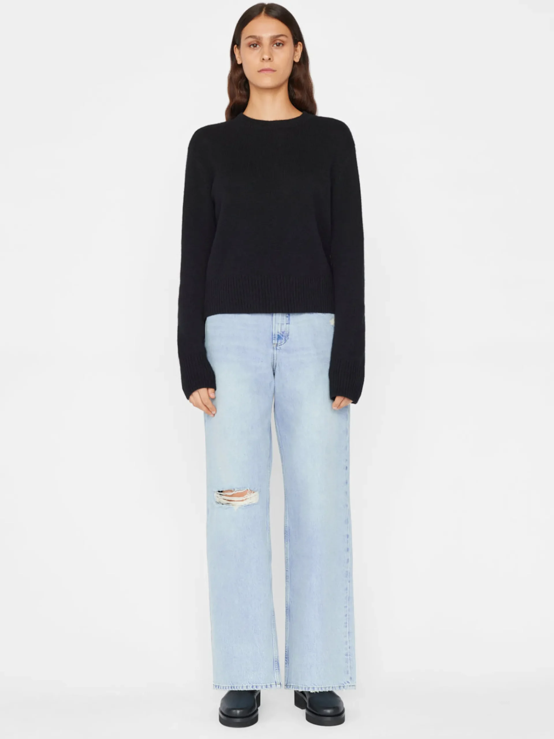 Women FRAME Cashmere Clean Crew in