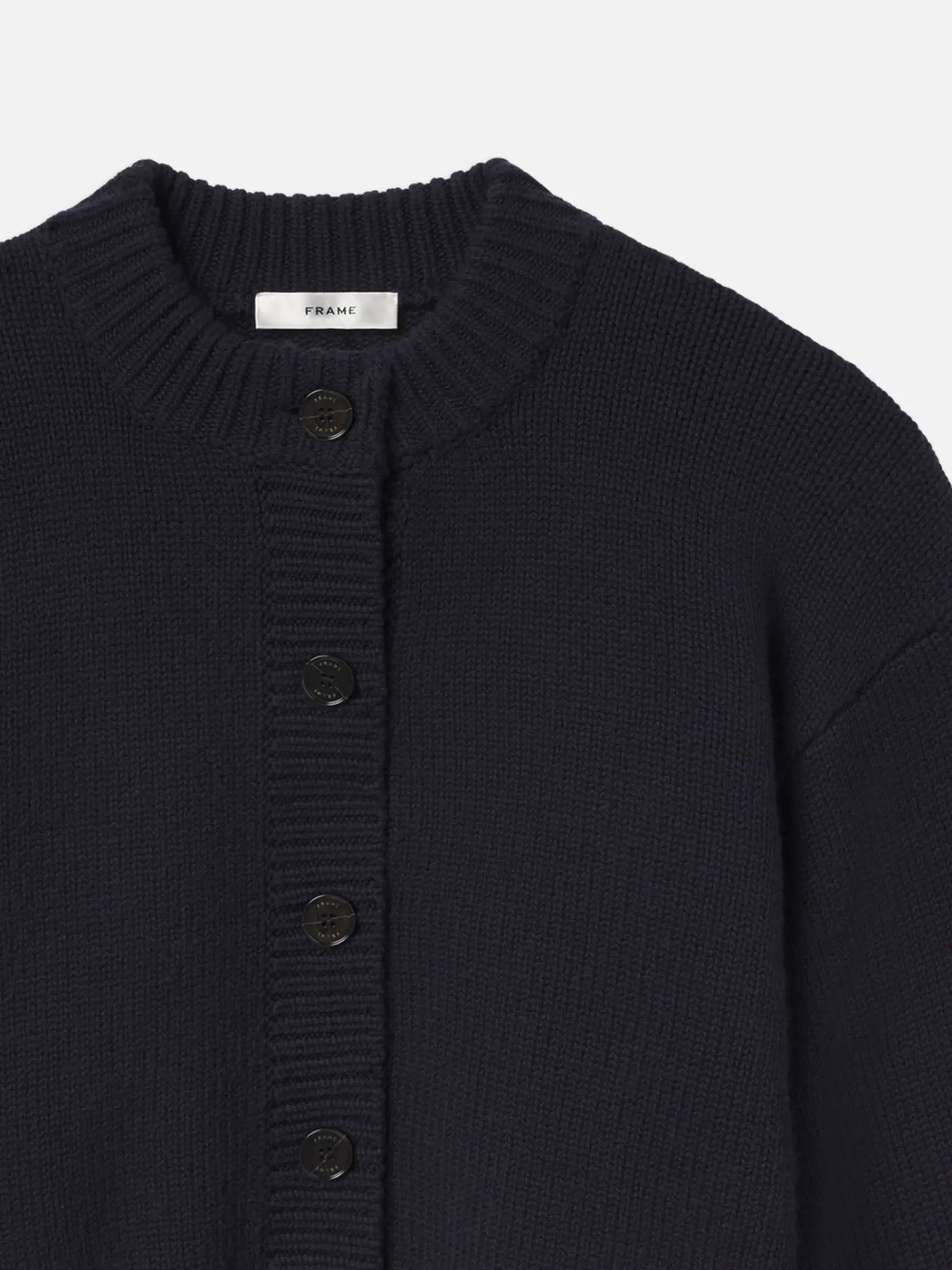 Women FRAME Chunky Femme Cardi in