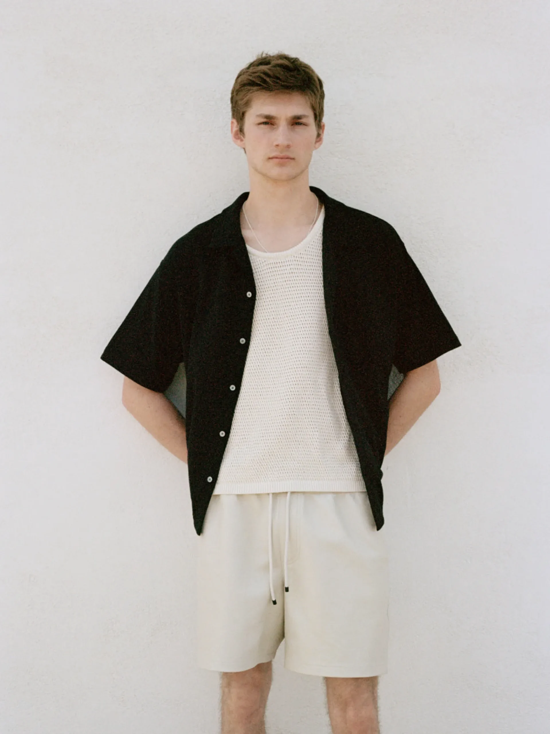 FRAME Duo Fold Relaxed Short Sleeve Shirt in