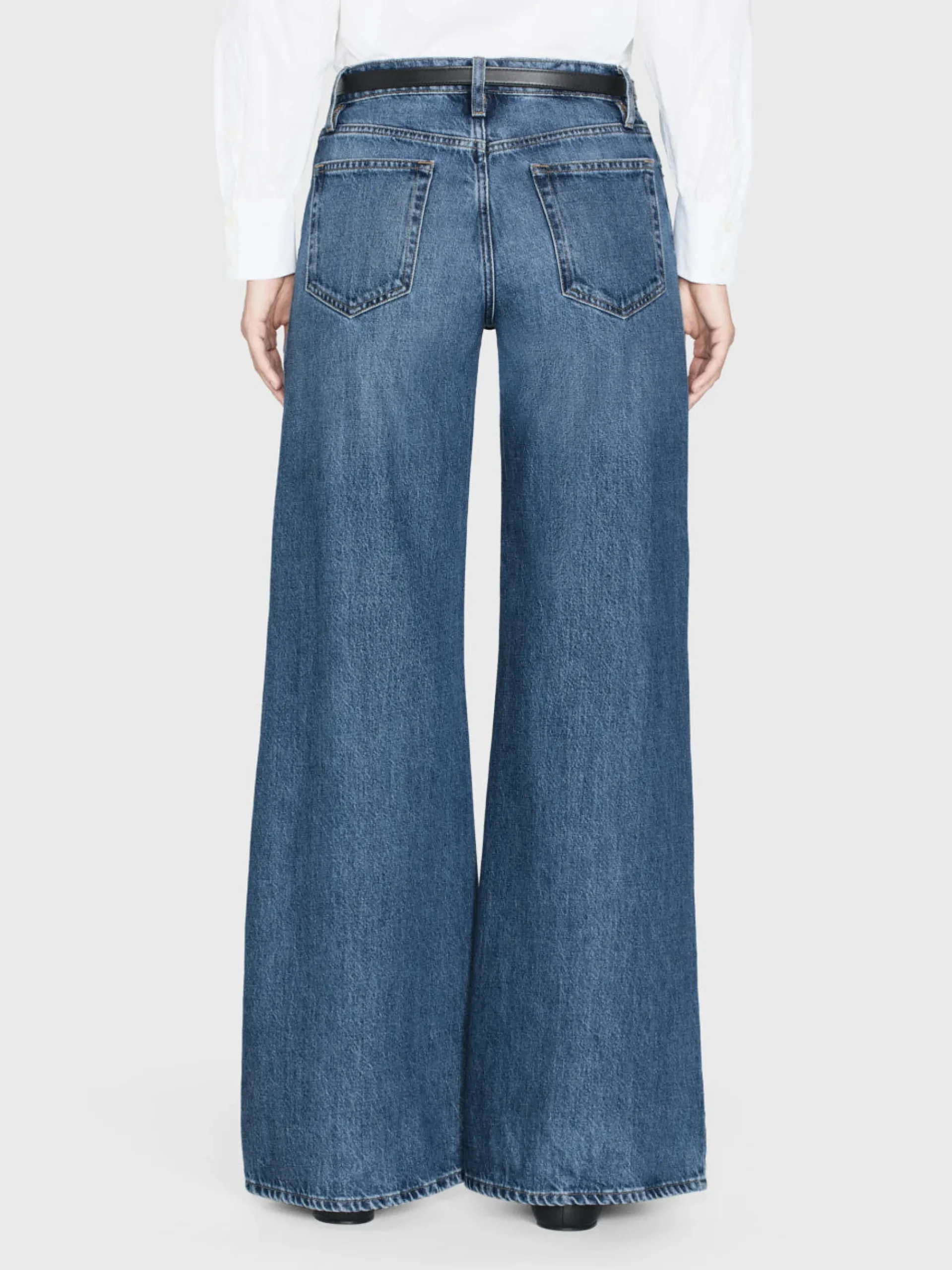 Women FRAME Easy Wide Flare in