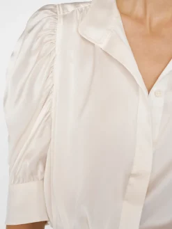 Women FRAME Gillian Top in Glossy Off White