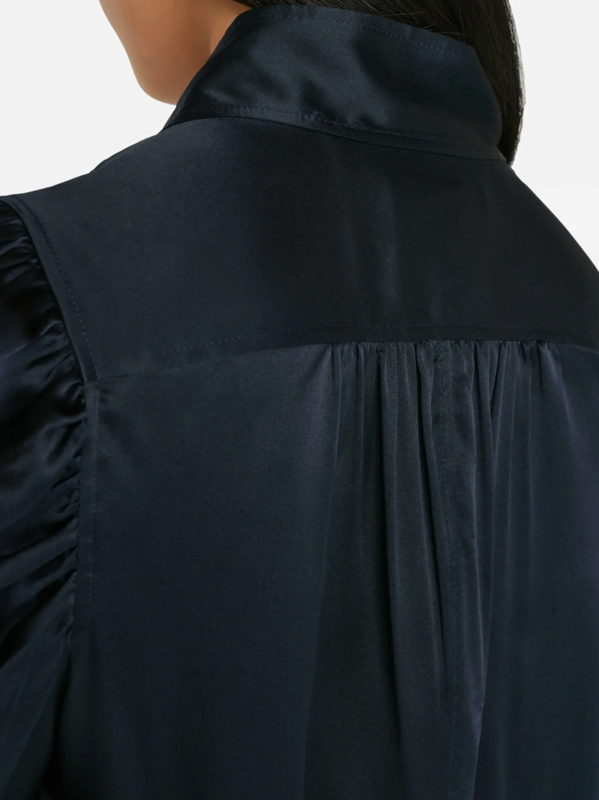 Women FRAME Gillian Top in