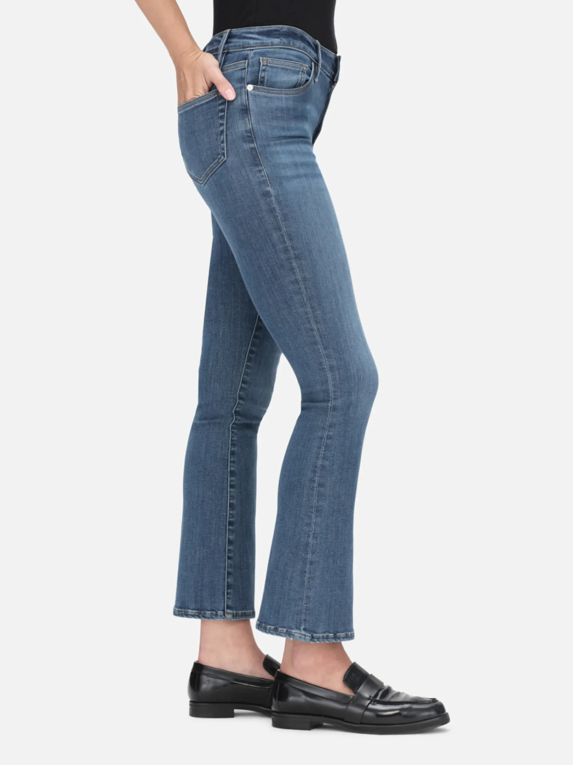 Women FRAME Le Crop Mini Boot in