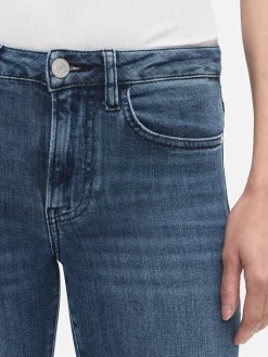 Women FRAME Le Crop Mini Boot in