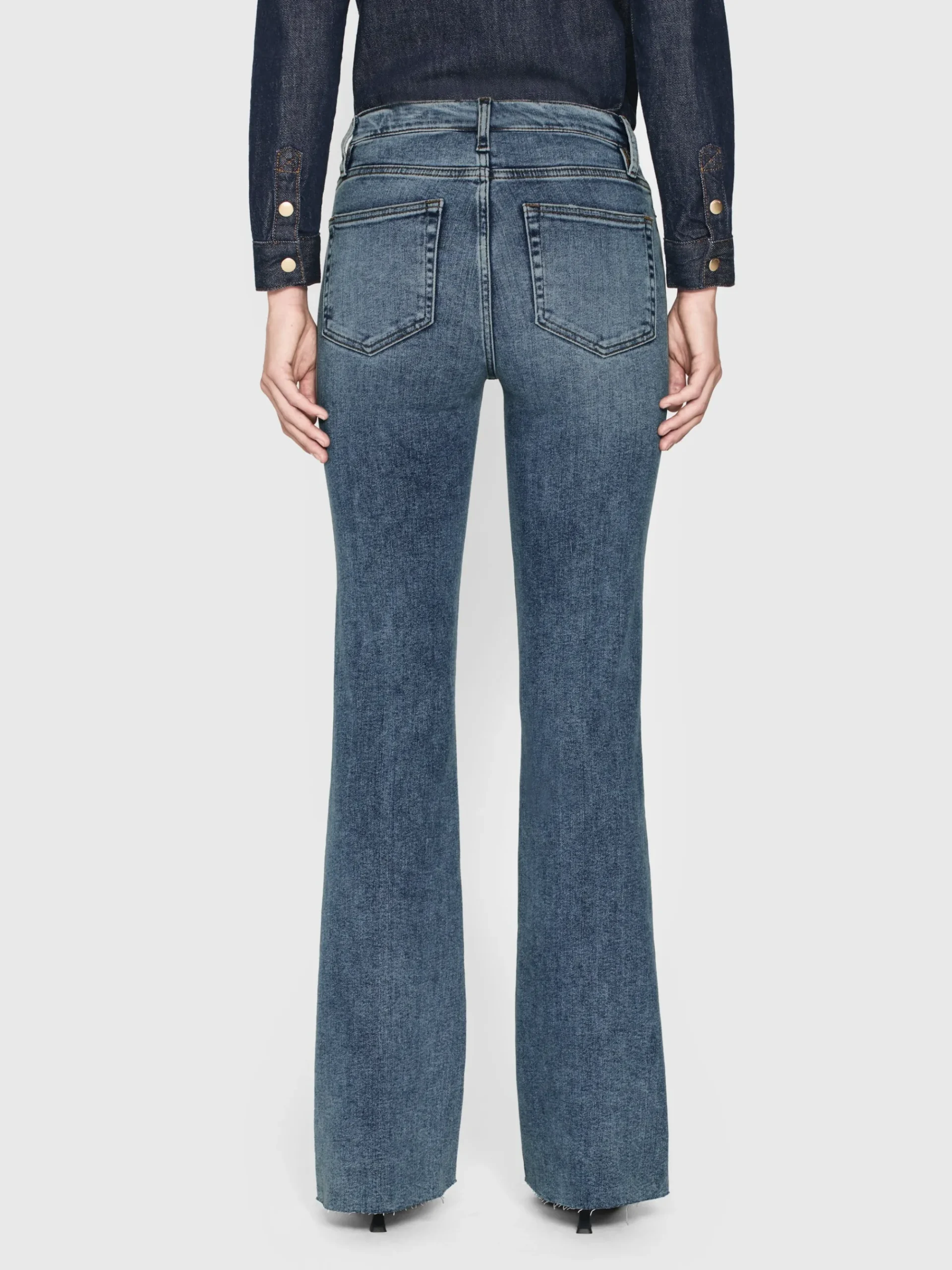 Women FRAME Le Easy Flare in Rowley Raw After