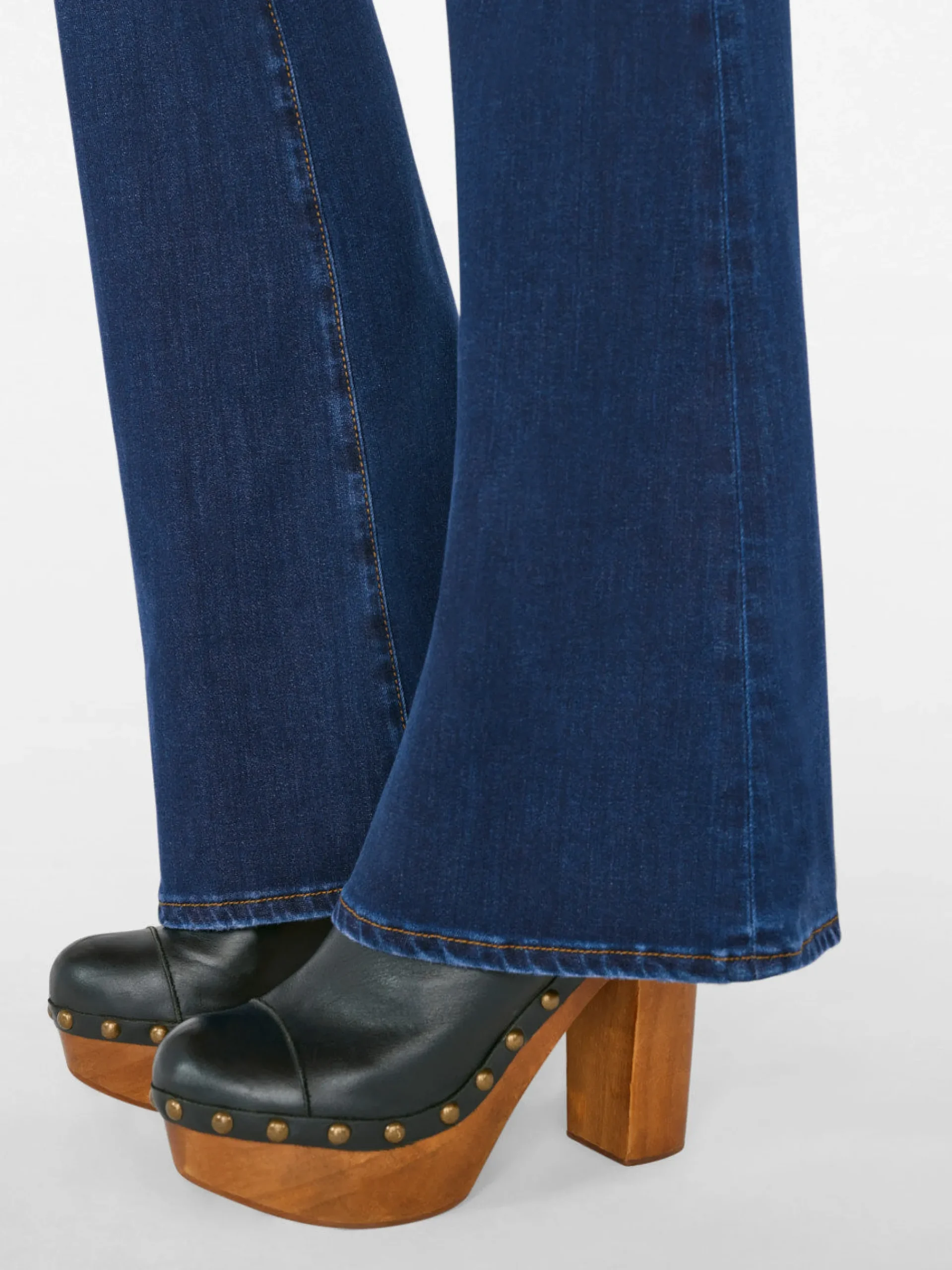 Women FRAME Le High Flare in