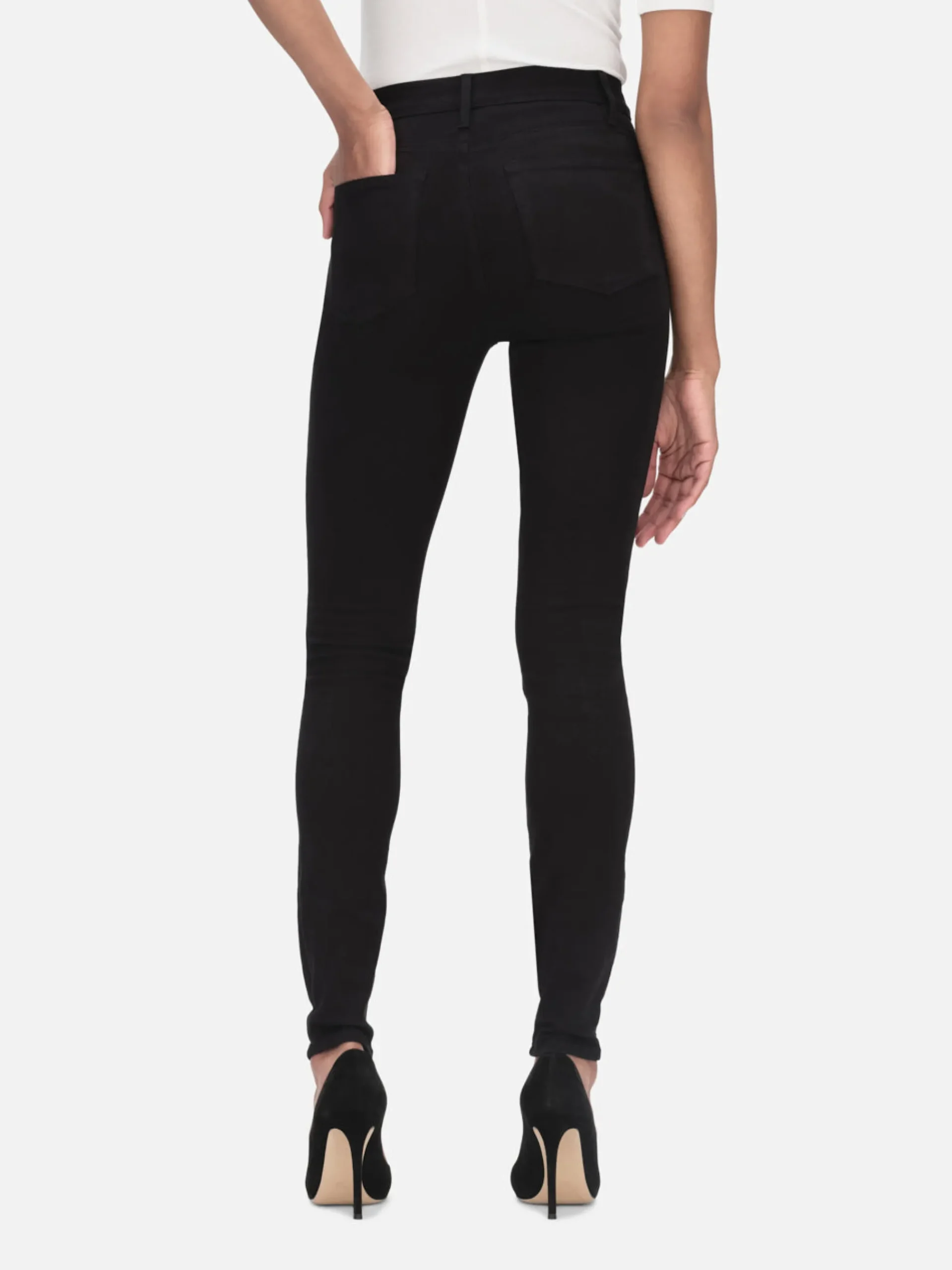 Women FRAME Le High Skinny in Film Noir