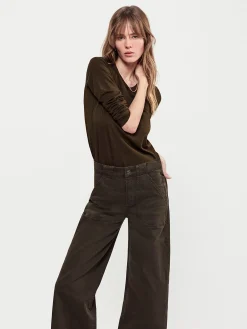 Women FRAME Long Sleeve Baby Tee in Rich Military