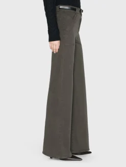 Women FRAME Modern Pocket Pant in Rich Military