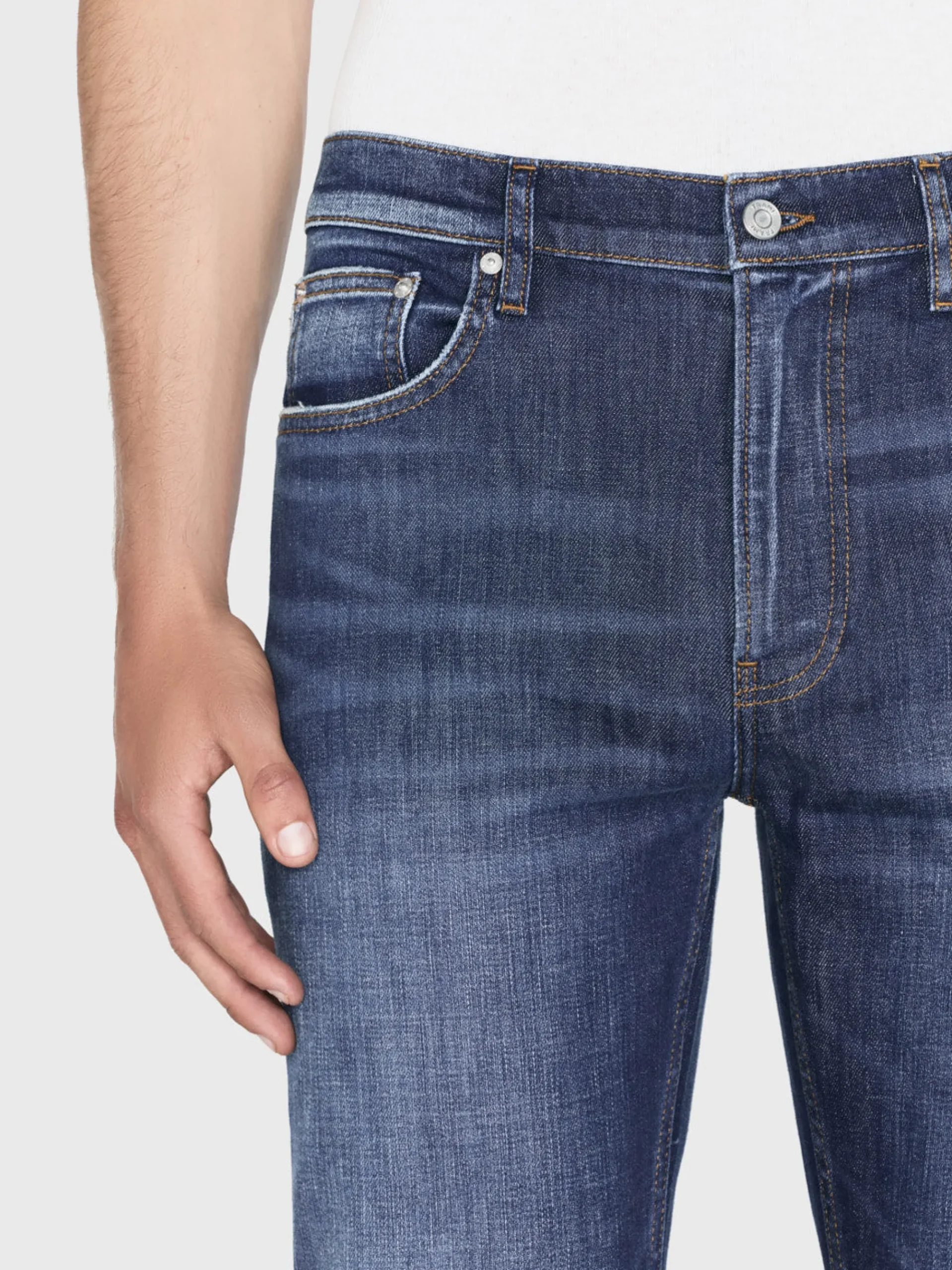 FRAME Modern Straight in Pacific View