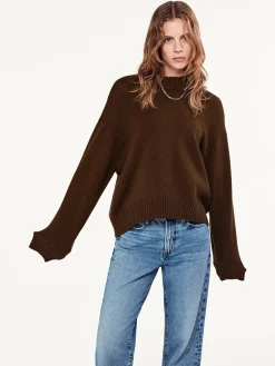 Women FRAME Oversized Cashmere Crew in