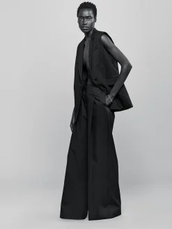 Women FRAME Oversized Vest in