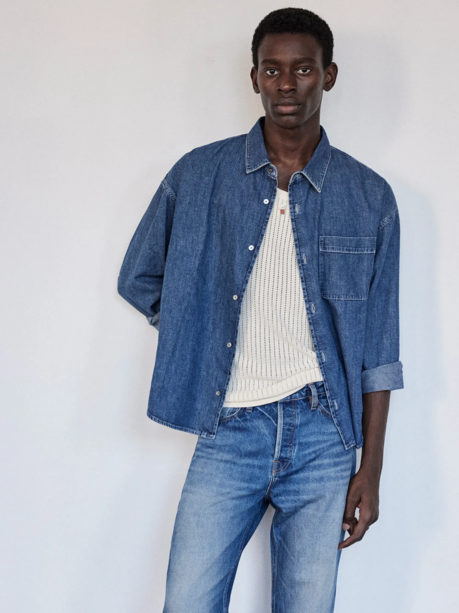 FRAME Relaxed Denim Shirt in Dark Ocean