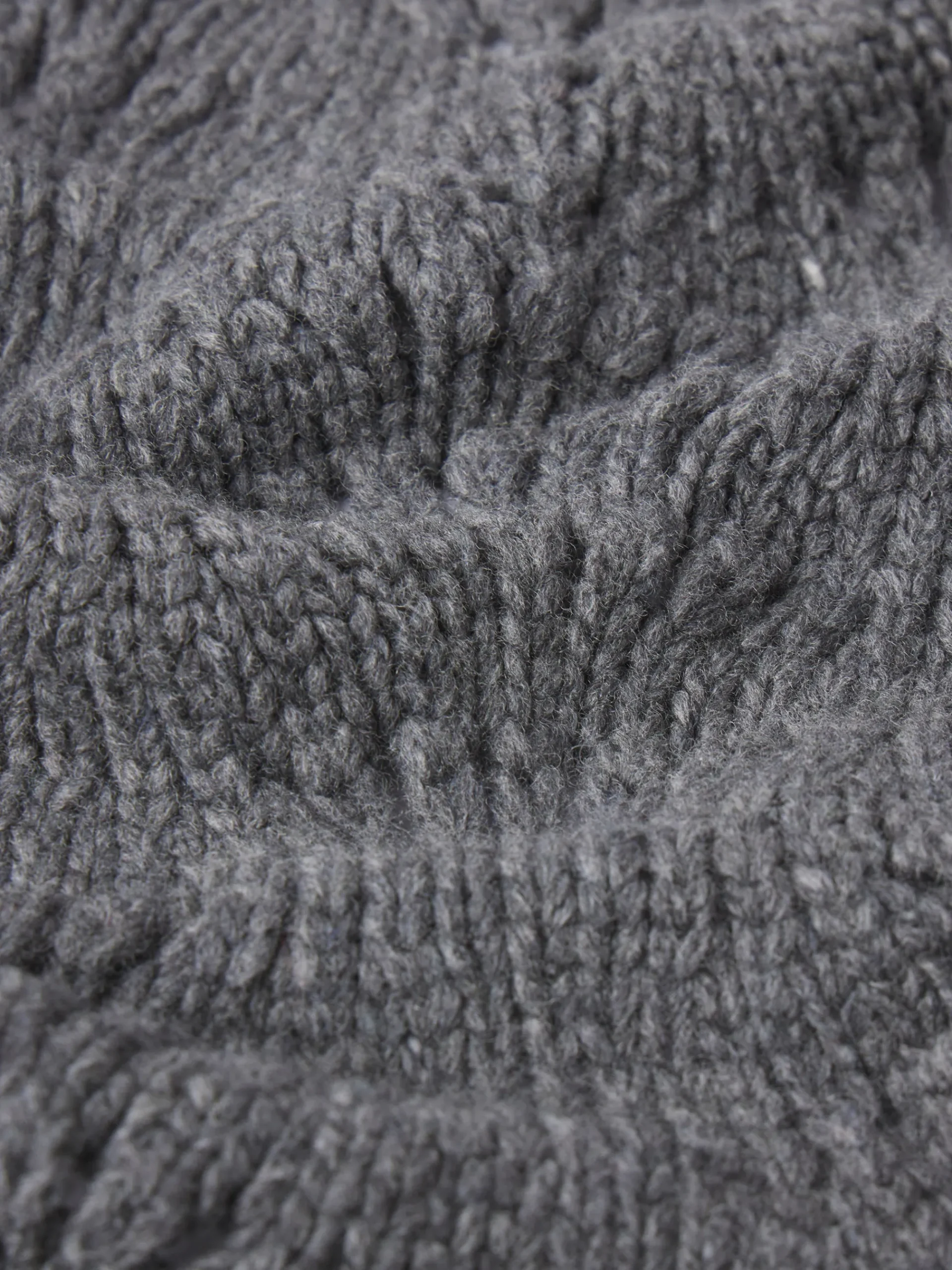 Women FRAME Textured Stitch Cardigan in Dark Gris Heather