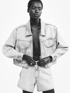 Women FRAME The Easy Short in Fizz Indigo