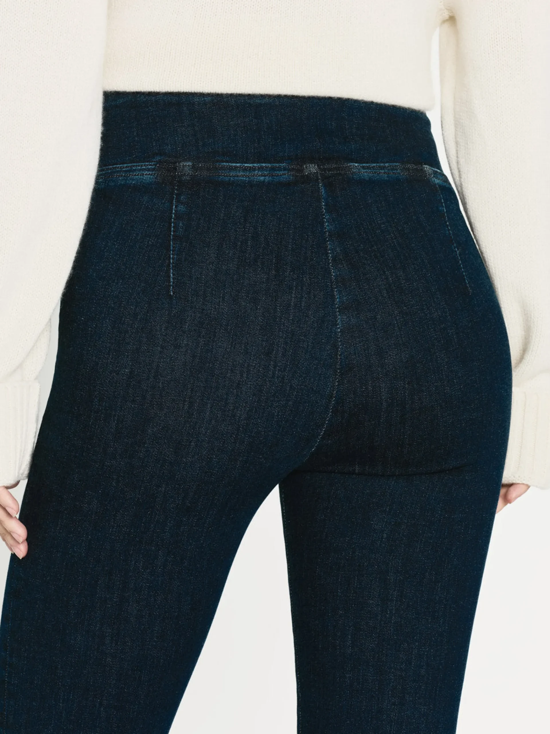 Women FRAME The Jetset Crop Mini Boot in