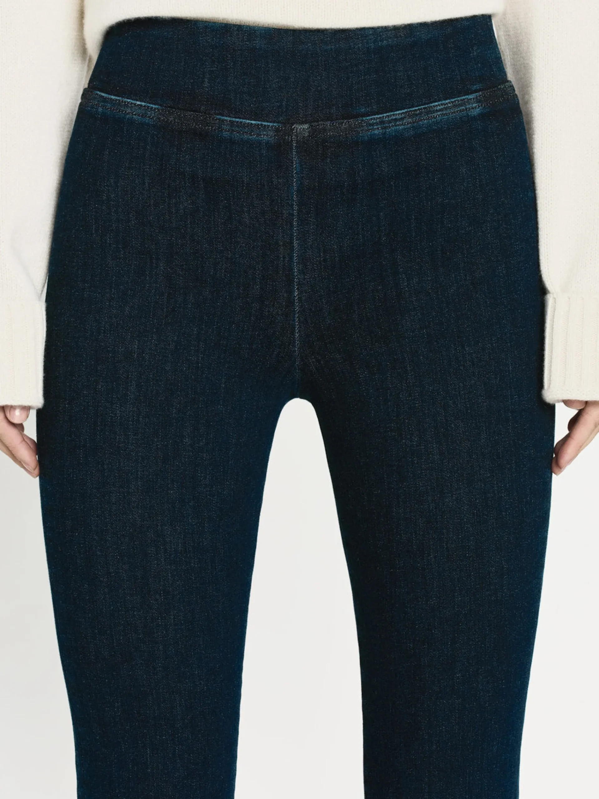 Women FRAME The Jetset Crop Mini Boot in