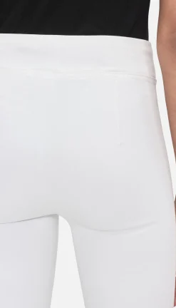 Women FRAME The Jetset Crop Mini Boot in