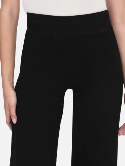 Women FRAME The Jetset Wide Leg in Sheen Noir