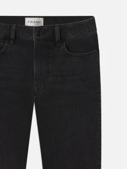 Women FRAME The Ruler in