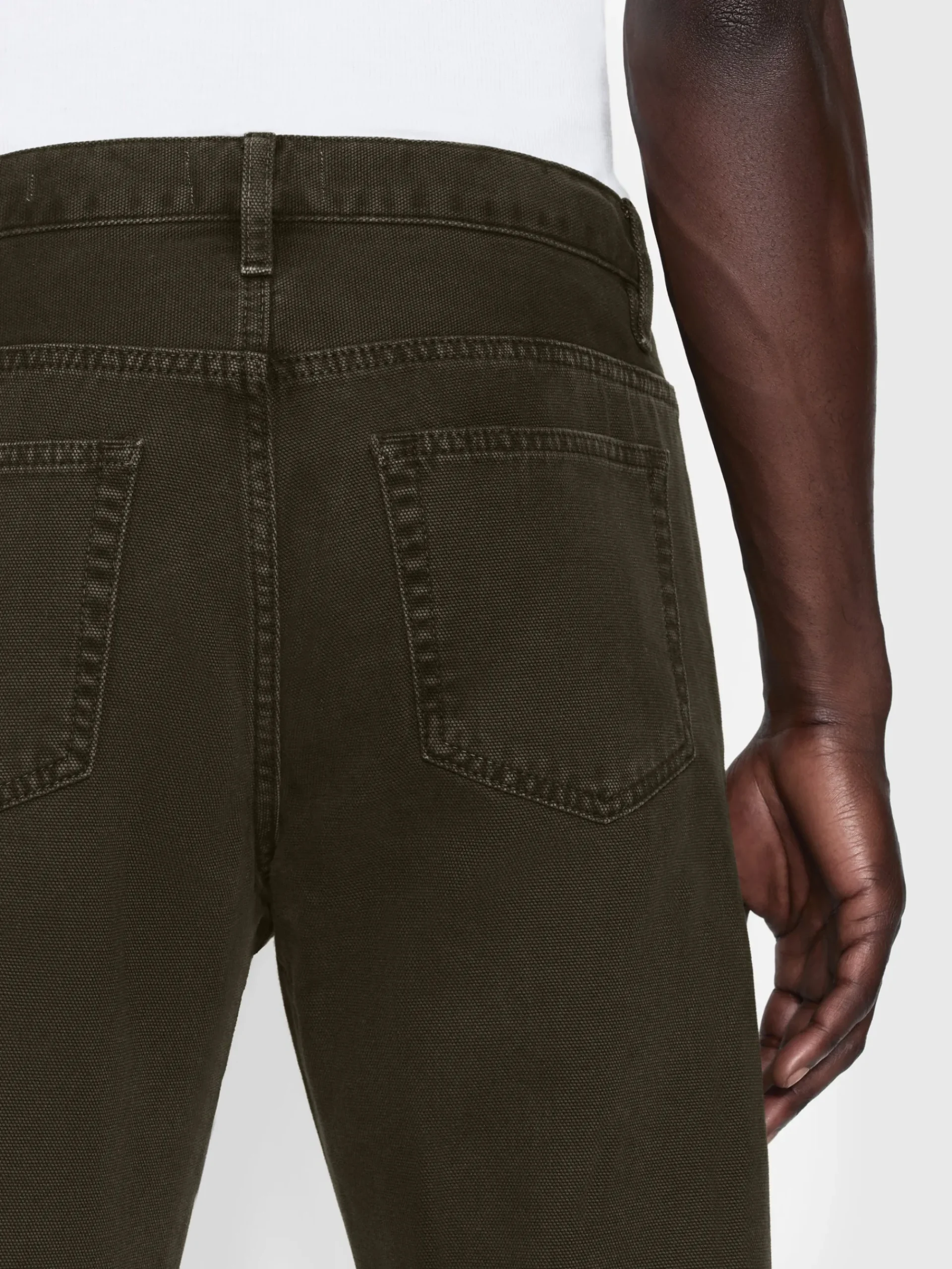 FRAME The Straight Jean in Dark Chocolate