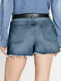 Women FRAME The Vintage Relaxed Short Raw Fray in