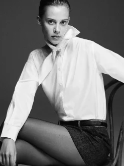 Women FRAME The Wednesday Shirt in